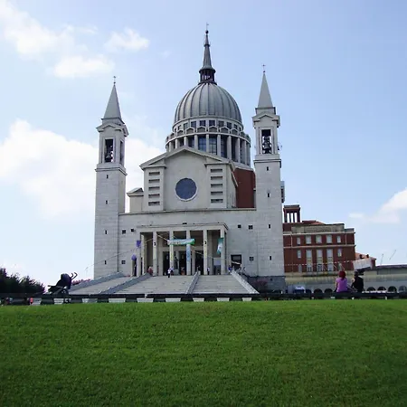 Apartman In With Balcony And Views