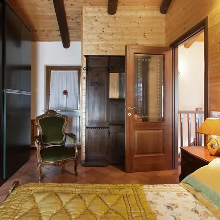 In With Balcony And Views 아파트 *