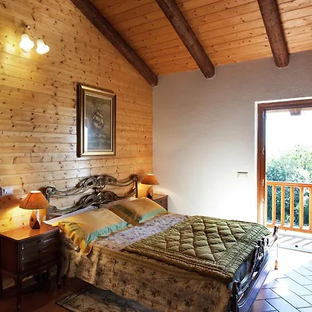 In With Balcony And Views Netro