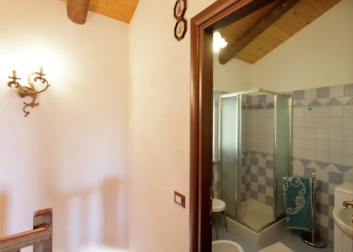 Appartamento In With Balcony And Views Netro