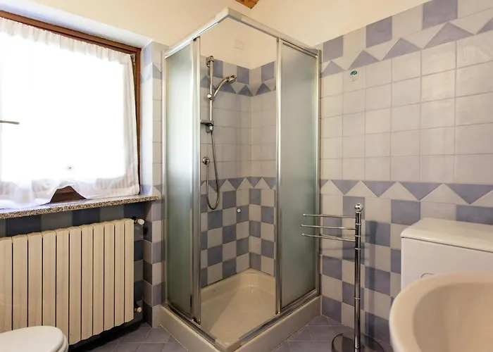 In With Balcony And Views Netro